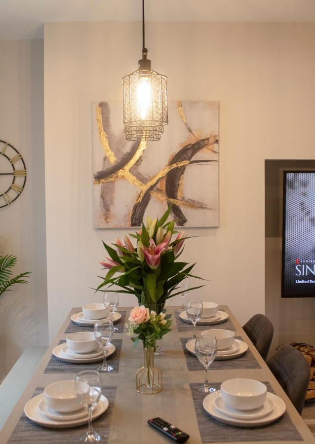 The Belfast Boutique Central Cozy Sleeps7 (Adults Only) Buitenkant foto