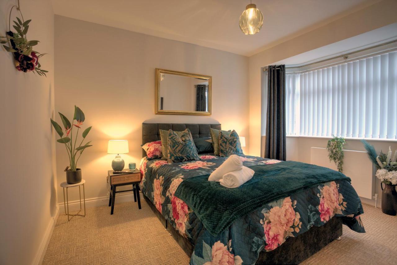 The Belfast Boutique Central Cozy Sleeps7 (Adults Only) Buitenkant foto