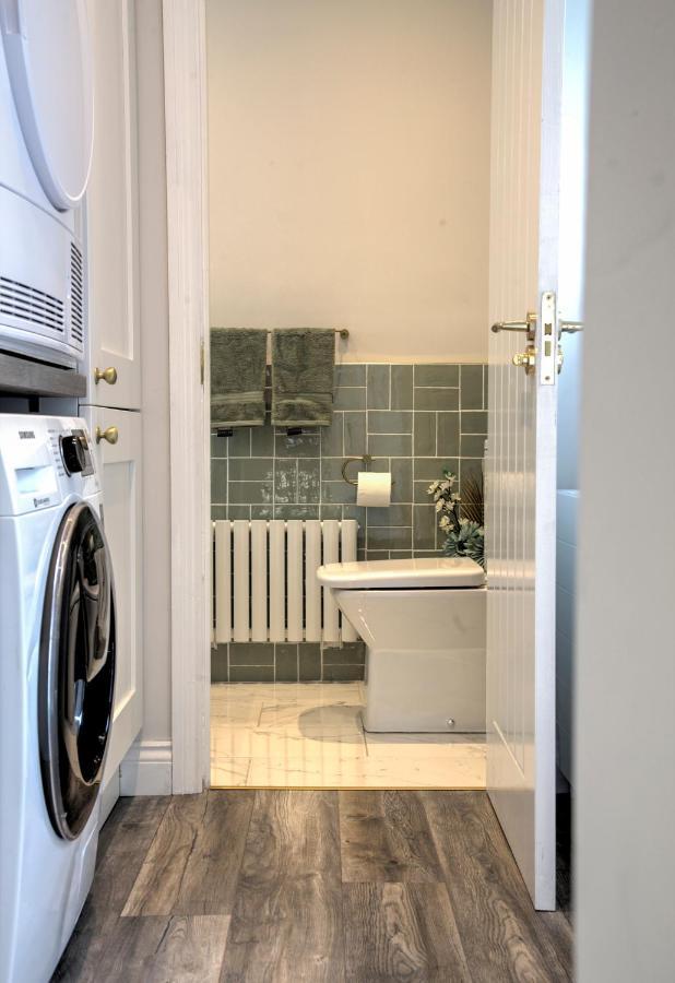 The Belfast Boutique Central Cozy Sleeps7 (Adults Only) Buitenkant foto
